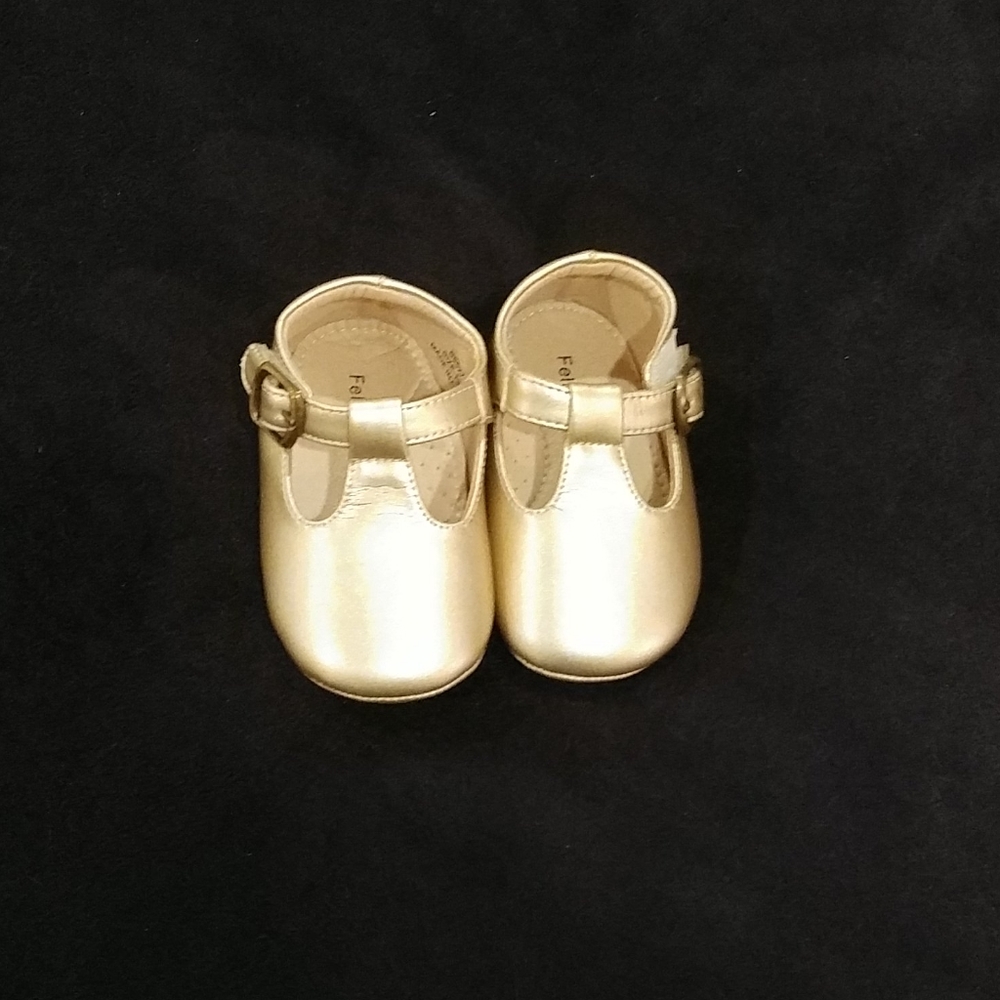 Baby Girl Gold Shoes Size 3